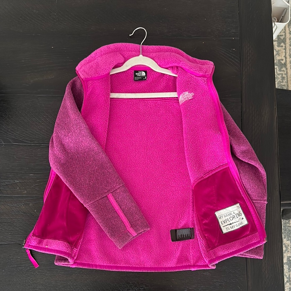 The North Face Magenta Fleece Jacket - Picture 2 of 6